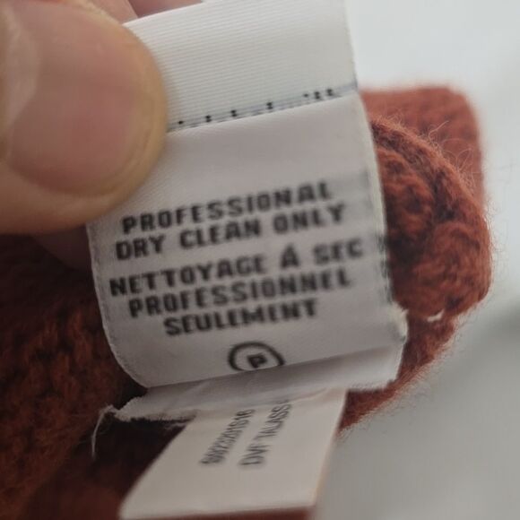 Diane von Furstenberg Talassa Turtleneck Sweater, size  M - Picture 9 of 9